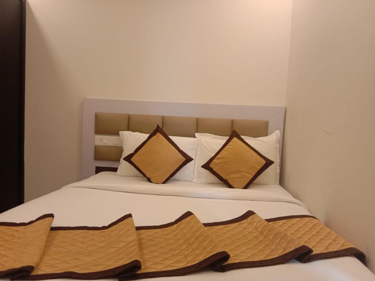 Clarks Inn Express ,Sirkazhi Exteriér fotografie